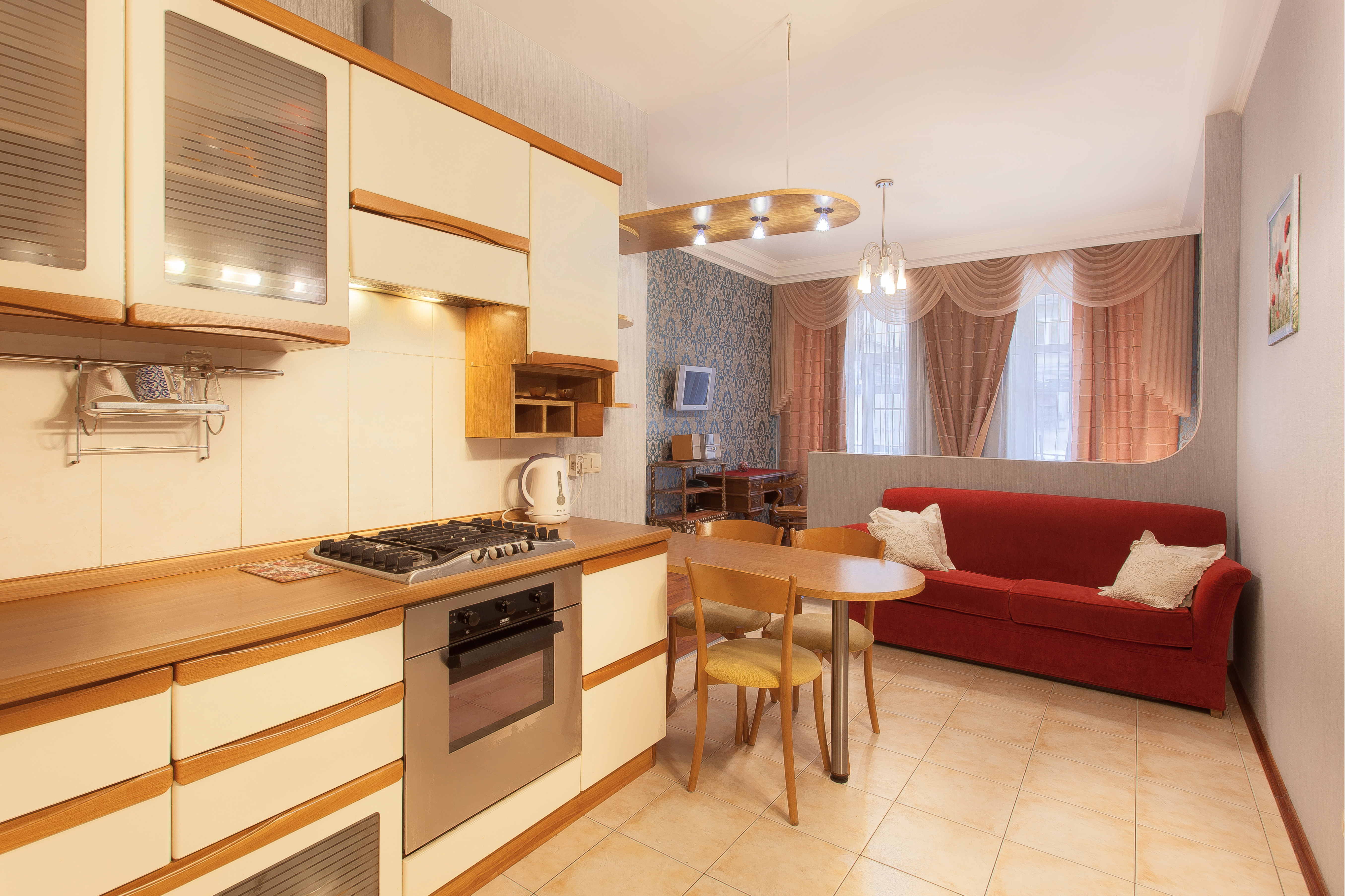 Apartment 45, photo 2