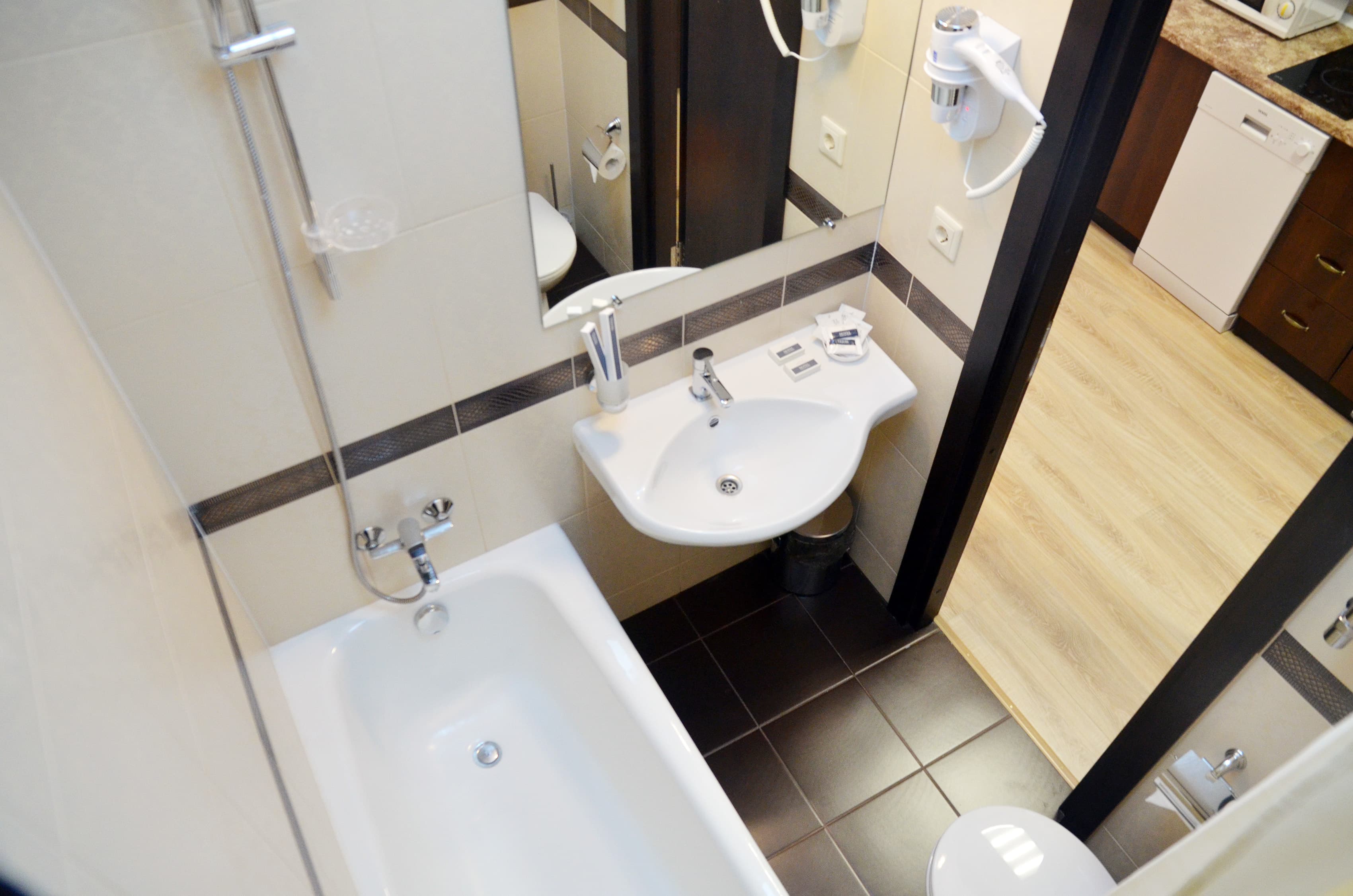 Studio Apartment, photo 1