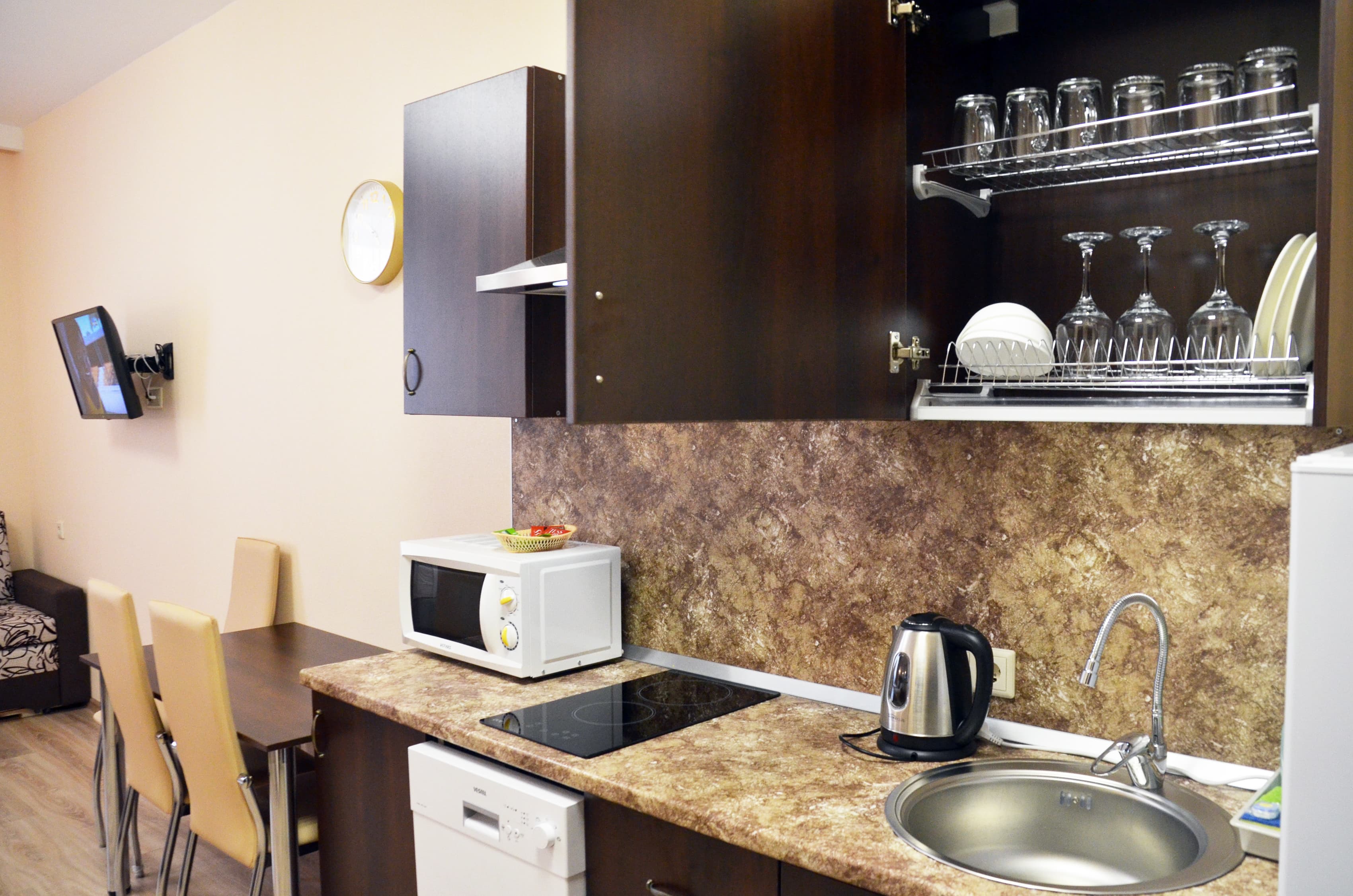 Studio Apartment, photo 10